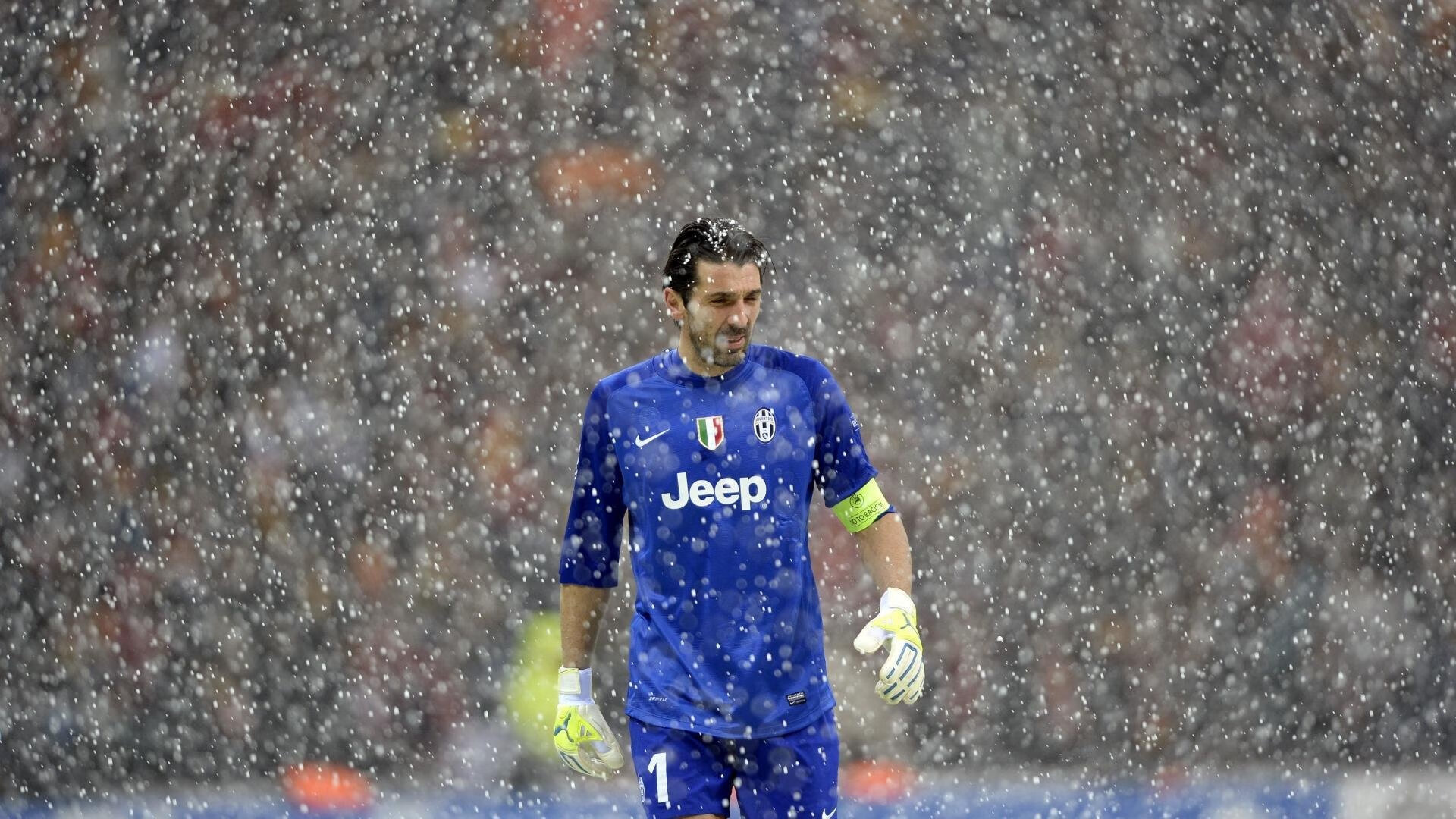 电竞赛场焦点！葡萄牙队对阵荷兰队，球星闪耀，全场焦点无人能挡